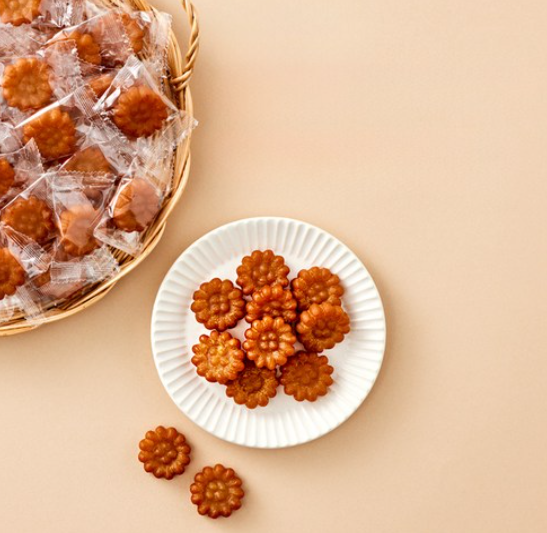 nationality korean cookie (한입 미니 약과) *small size 1 piece