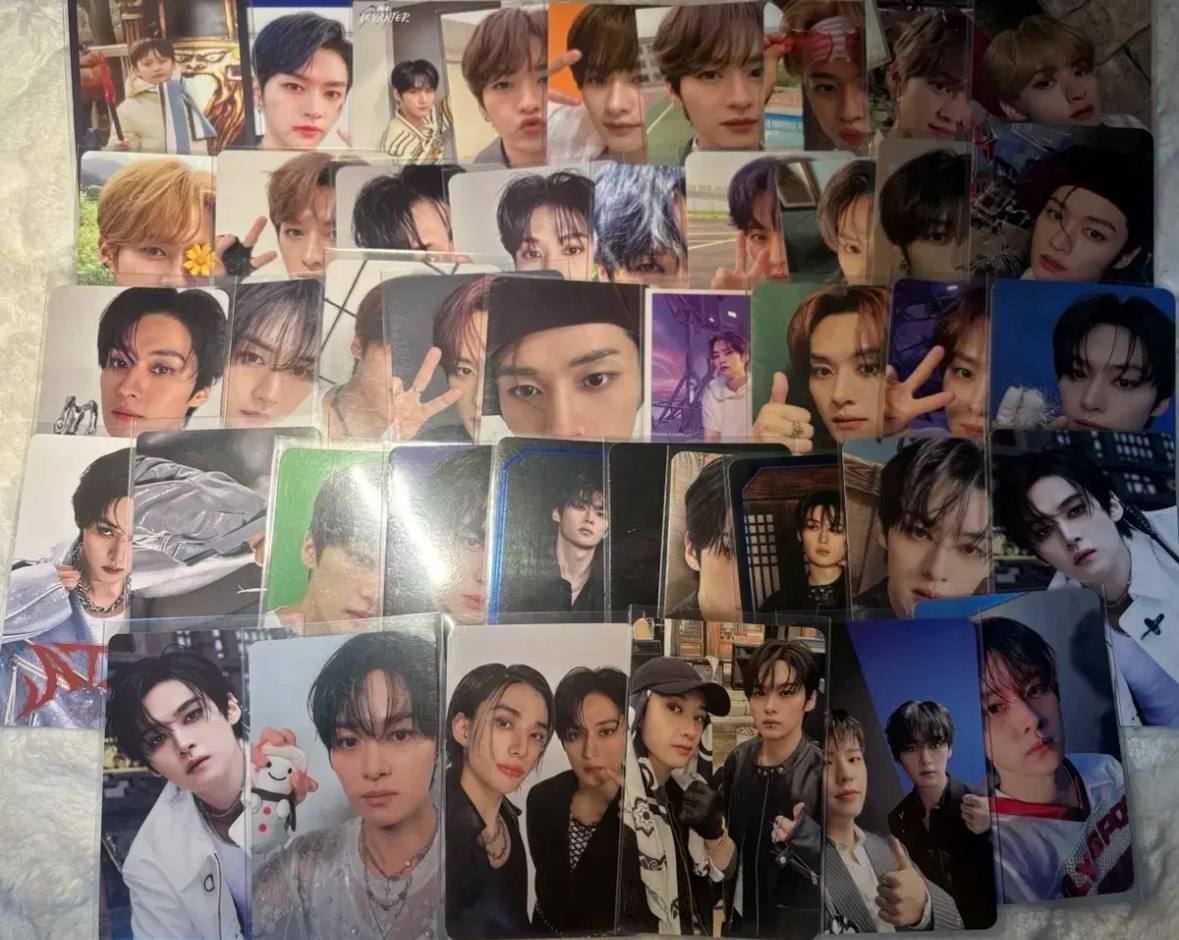Набір фотокарток Stray Kids LEE KNOW, 43 фотографії