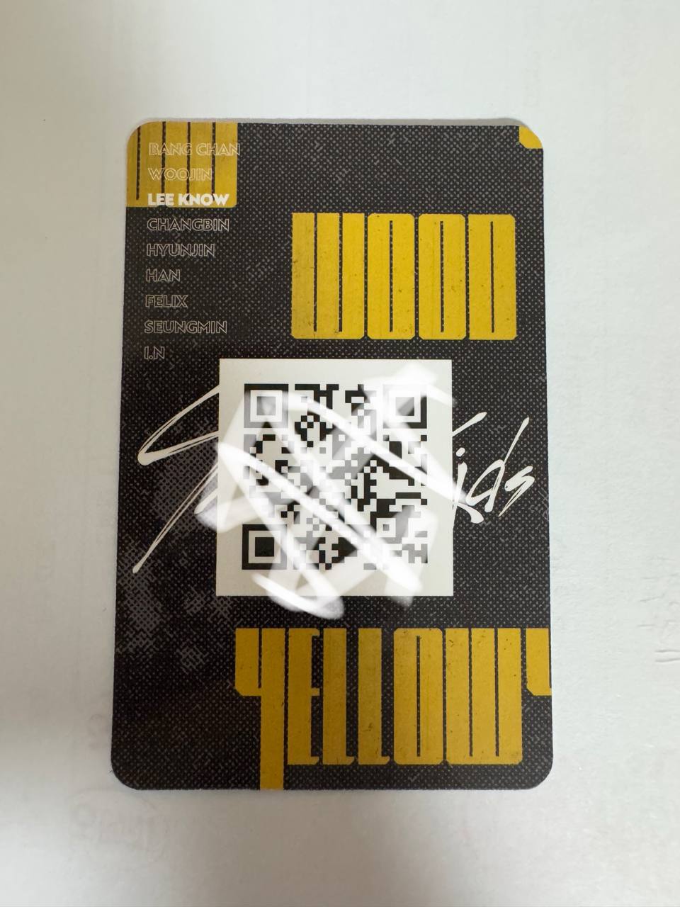 Stray Kids LEE KNOW YELLOW WOOD Photocard