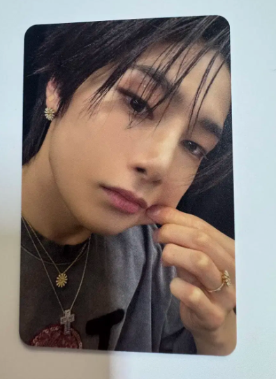 Stray Kids IN KARMA APPLE MUSIC Фотокарточка