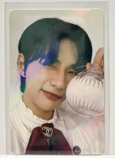 Stray Kids Hyunjin CHRISTMAS EVEL aladin Photocard