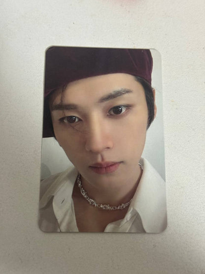 Stray Kids Leeknow 5-STAR Photocard