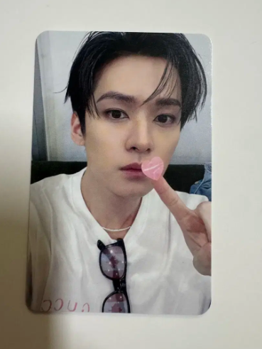 Stray Kids LEEKNOW KARMA SOUNDWAVE ФОТОКАРТА