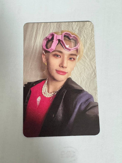 Stray Kids Hyunjin ODDINARY Hero Photocard