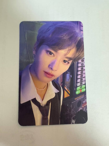 Stray Kids LEE KNOW Christmas EVEL Photocard