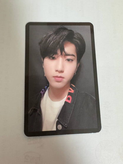 Stray Kids HAN YELLOW WOOD Photocard